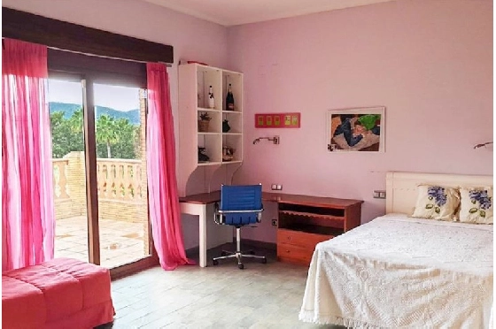 Villa in Pedreguer zu verkaufen, Espace de vie 465 m², Baujahr 2000, Zustand neuwertig, + Zentralheizung, Klimaanlage, Terrain 9200 m², 4 Chambres &agrave; coucher, 4 Badezimmer, Pool, ref.: VGC-3521-PL-21