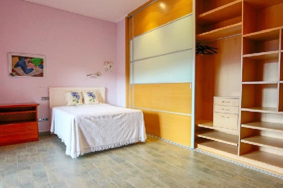 Villa in Pedreguer zu verkaufen, Espace de vie 465 m², Baujahr 2000, Zustand neuwertig, + Zentralheizung, Klimaanlage, Terrain 9200 m², 4 Chambres &agrave; coucher, 4 Badezimmer, Pool, ref.: VGC-3521-PL-22