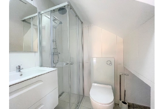 Reihenhaus in Els Poblets(Barranquets) zur Ferienvermietung, Espace de vie 104 m², Baujahr 1999, Zustand neuwertig, + KLIMA, Klimaanlage, Terrain 150 m², 3 Chambres &agrave; coucher, 2 Badezimmer, Pool, ref.: T-0621-11