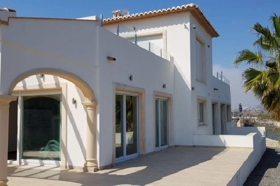 Villa in Javea zu verkaufen, Espace de vie 360 m², Klimaanlage, Terrain 1050 m², 4 Chambres &agrave; coucher, 4 Badezimmer, Pool, ref.: BS-3974773-17