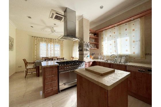 Villa in Javea zu verkaufen, Espace de vie 468 m², Klimaanlage, Terrain 2012 m², 4 Chambres &agrave; coucher, 4 Badezimmer, Pool, ref.: BS-3974722-11