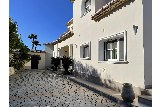 Villa in Javea zu verkaufen, Espace de vie 468 m², Klimaanlage, Terrain 2012 m², 4 Chambres &agrave; coucher, 4 Badezimmer, Pool, ref.: BS-3974722-39