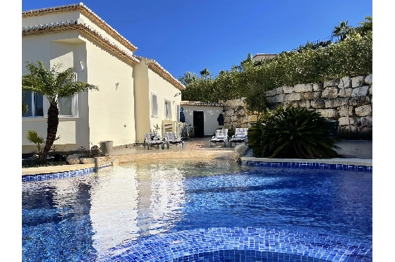 Villa in Javea zu verkaufen, Espace de vie 468 m², Klimaanlage, Terrain 2012 m², 4 Chambres &agrave; coucher, 4 Badezimmer, Pool, ref.: BS-3974722-40