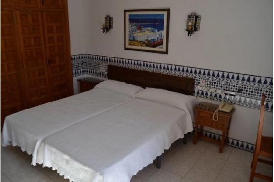 Investition in Moraira zu verkaufen, 18 Chambres &agrave; coucher, 20 Badezimmer, Pool, ref.: BS-3974656-7
