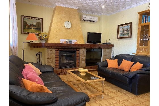 Finca in Pedreguer(Campo) zu verkaufen, Espace de vie 150 m², Baujahr 1980, Zustand gepflegt, Klimaanlage, Terrain 700 m², 4 Chambres &agrave; coucher, 2 Badezimmer, Pool, ref.: GC-0322-11