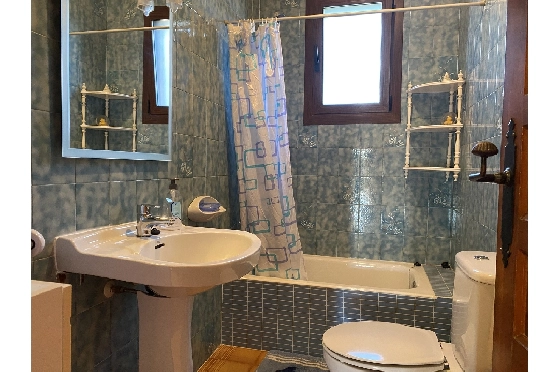 Finca in Pedreguer(Campo) zu verkaufen, Espace de vie 150 m², Baujahr 1980, Zustand gepflegt, Klimaanlage, Terrain 700 m², 4 Chambres &agrave; coucher, 2 Badezimmer, Pool, ref.: GC-0322-18