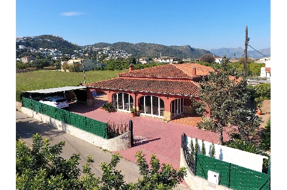 Finca in Pedreguer(Campo) zu verkaufen, Espace de vie 150 m², Baujahr 1980, Zustand gepflegt, Klimaanlage, Terrain 700 m², 4 Chambres &agrave; coucher, 2 Badezimmer, Pool, ref.: GC-0322-2