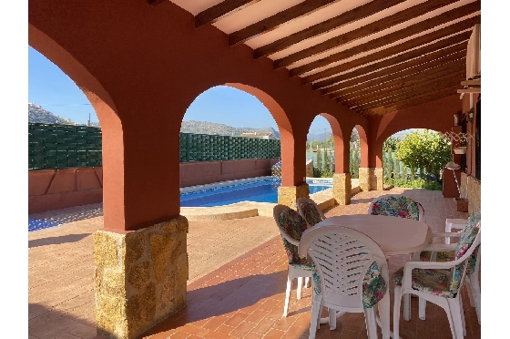 Finca in Pedreguer(Campo) zu verkaufen, Espace de vie 150 m², Baujahr 1980, Zustand gepflegt, Klimaanlage, Terrain 700 m², 4 Chambres &agrave; coucher, 2 Badezimmer, Pool, ref.: GC-0322-4