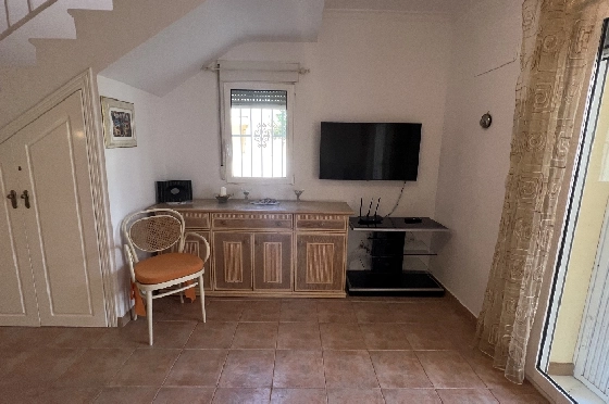 Reihenhaus in Denia(Las Marinas) zur Ferienvermietung, Espace de vie 98 m², Baujahr 2001, Zustand gepflegt, + KLIMA, Klimaanlage, 2 Chambres &agrave; coucher, 2 Badezimmer, Pool, ref.: T-0222-8