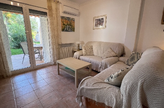 Reihenhaus in Denia(Las Marinas) zur Ferienvermietung, Espace de vie 98 m², Baujahr 2001, Zustand gepflegt, + KLIMA, Klimaanlage, 2 Chambres &agrave; coucher, 2 Badezimmer, Pool, ref.: T-0222-9