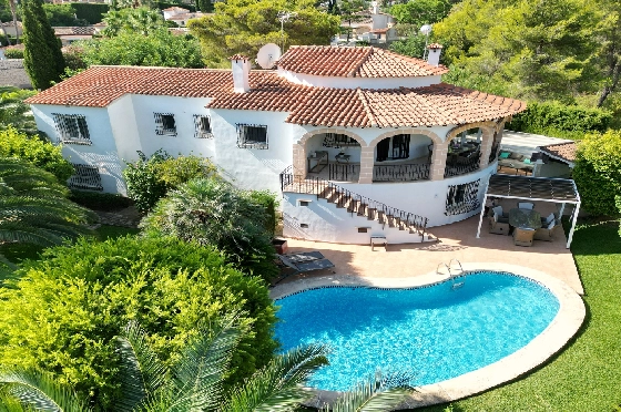 Villa in Denia(Montgo) zur Ferienvermietung, Espace de vie 220 m², Baujahr 1997, Zustand gepflegt, + Zentralheizung, Klimaanlage, Terrain 915 m², 3 Chambres &agrave; coucher, 3 Badezimmer, Pool, ref.: T-0422-1