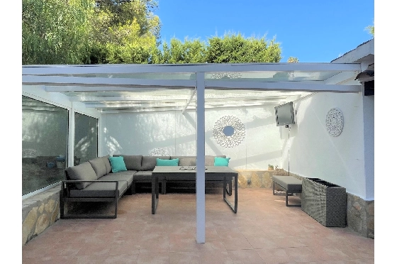 Villa in Denia(Montgo) zur Ferienvermietung, Espace de vie 220 m², Baujahr 1997, Zustand gepflegt, + Zentralheizung, Klimaanlage, Terrain 915 m², 3 Chambres &agrave; coucher, 3 Badezimmer, Pool, ref.: T-0422-10