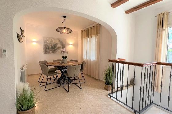 Villa in Denia(Montgo) zur Ferienvermietung, Espace de vie 220 m², Baujahr 1997, Zustand gepflegt, + Zentralheizung, Klimaanlage, Terrain 915 m², 3 Chambres &agrave; coucher, 3 Badezimmer, Pool, ref.: T-0422-14