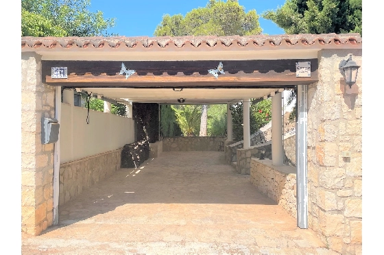 Villa in Denia(Montgo) zur Ferienvermietung, Espace de vie 220 m², Baujahr 1997, Zustand gepflegt, + Zentralheizung, Klimaanlage, Terrain 915 m², 3 Chambres &agrave; coucher, 3 Badezimmer, Pool, ref.: T-0422-28