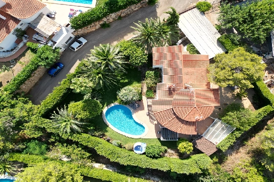 Villa in Denia(Montgo) zur Ferienvermietung, Espace de vie 220 m², Baujahr 1997, Zustand gepflegt, + Zentralheizung, Klimaanlage, Terrain 915 m², 3 Chambres &agrave; coucher, 3 Badezimmer, Pool, ref.: T-0422-3