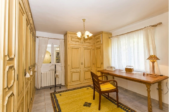 Villa in Benissa zu verkaufen, Espace de vie 700 m², Baujahr 1975, + Zentralheizung, Klimaanlage, Terrain 7096 m², 7 Chambres &agrave; coucher, 4 Badezimmer, Pool, ref.: BI-BE.H-861-28