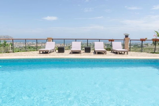 Villa in Javea zu verkaufen, Espace de vie 256 m², + Fussbodenheizung, Klimaanlage, Terrain 1045 m², 8 Chambres &agrave; coucher, 5 Badezimmer, Pool, ref.: NL-NLD1236-3
