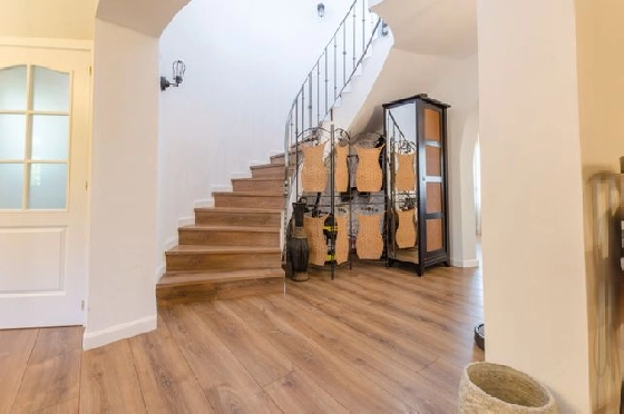 Villa in Javea zu verkaufen, Espace de vie 256 m², + Fussbodenheizung, Klimaanlage, Terrain 1045 m², 8 Chambres &agrave; coucher, 5 Badezimmer, Pool, ref.: NL-NLD1236-7