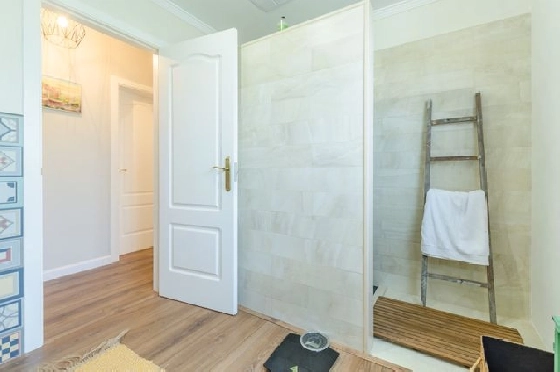 Villa in Javea zu verkaufen, Espace de vie 256 m², + Fussbodenheizung, Klimaanlage, Terrain 1045 m², 8 Chambres &agrave; coucher, 5 Badezimmer, Pool, ref.: NL-NLD1236-9