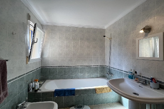 Villa in Pedreguer(Monte Solana) zu verkaufen, Espace de vie 239 m², Baujahr 2005, + KLIMA, Klimaanlage, Terrain 873 m², 3 Chambres &agrave; coucher, 3 Badezimmer, Pool, ref.: SB-2222-20