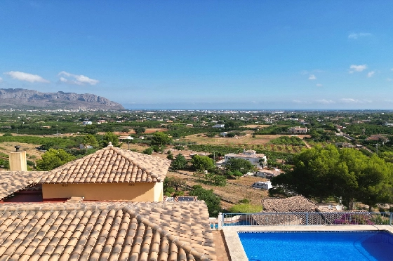 Villa in Pedreguer(Monte Solana) zu verkaufen, Espace de vie 239 m², Baujahr 2005, + KLIMA, Klimaanlage, Terrain 873 m², 3 Chambres &agrave; coucher, 3 Badezimmer, Pool, ref.: SB-2222-4