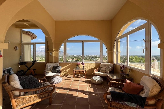 Villa in Pedreguer(Monte Solana) zu verkaufen, Espace de vie 239 m², Baujahr 2005, + KLIMA, Klimaanlage, Terrain 873 m², 3 Chambres &agrave; coucher, 3 Badezimmer, Pool, ref.: SB-2222-5