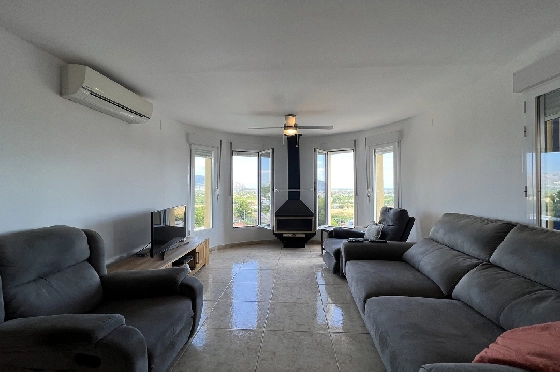 Villa in Pedreguer(Monte Solana) zu verkaufen, Espace de vie 239 m², Baujahr 2005, + KLIMA, Klimaanlage, Terrain 873 m², 3 Chambres &agrave; coucher, 3 Badezimmer, Pool, ref.: SB-2222-6