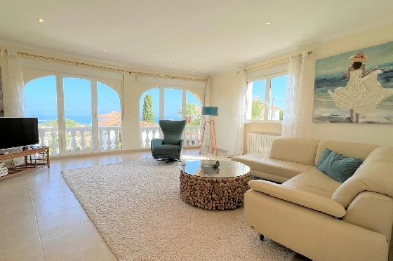 Villa in Denia(Les Galeretes) zur Ferienvermietung, Espace de vie 215 m², Baujahr 1980, Zustand gepflegt, + Zentralheizung, Klimaanlage, Terrain 800 m², 3 Chambres &agrave; coucher, 2 Badezimmer, Pool, ref.: T-0822-12