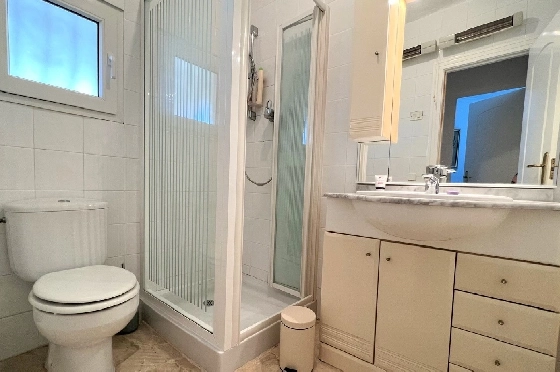 Villa in Denia(Les Galeretes) zur Ferienvermietung, Espace de vie 215 m², Baujahr 1980, Zustand gepflegt, + Zentralheizung, Klimaanlage, Terrain 800 m², 3 Chambres &agrave; coucher, 2 Badezimmer, Pool, ref.: T-0822-23