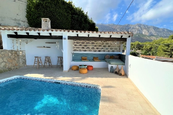 Villa in Denia(Les Galeretes) zur Ferienvermietung, Espace de vie 215 m², Baujahr 1980, Zustand gepflegt, + Zentralheizung, Klimaanlage, Terrain 800 m², 3 Chambres &agrave; coucher, 2 Badezimmer, Pool, ref.: T-0822-5