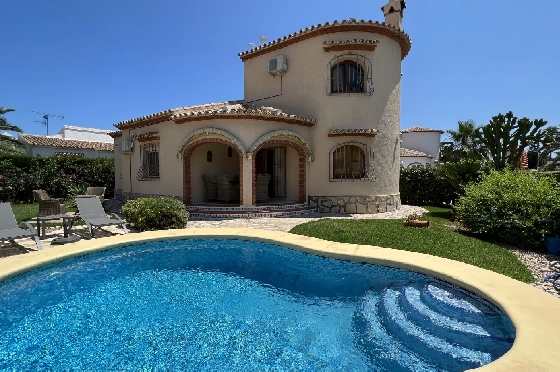 Villa in Els Poblets zur Ferienvermietung, Espace de vie 107 m², Baujahr 1998, Zustand gepflegt, + KLIMA, Klimaanlage, Terrain 400 m², 3 Chambres &agrave; coucher, 2 Badezimmer, Pool, ref.: T-0223-1
