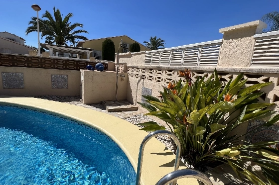 Villa in Els Poblets zur Ferienvermietung, Espace de vie 107 m², Baujahr 1998, Zustand gepflegt, + KLIMA, Klimaanlage, Terrain 400 m², 3 Chambres &agrave; coucher, 2 Badezimmer, Pool, ref.: T-0223-14