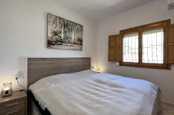 Villa in Els Poblets zur Ferienvermietung, Espace de vie 107 m², Baujahr 1998, Zustand gepflegt, + KLIMA, Klimaanlage, Terrain 400 m², 3 Chambres &agrave; coucher, 2 Badezimmer, Pool, ref.: T-0223-6