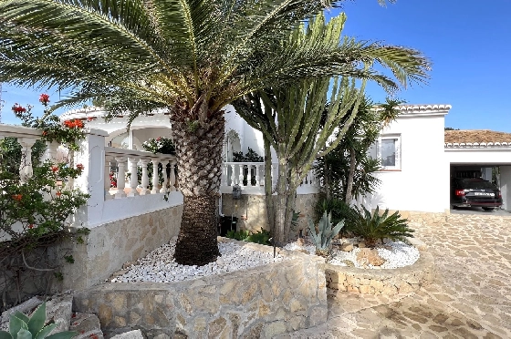 Villa in Javea zu verkaufen, Espace de vie 180 m², Baujahr 1991, Zustand gepflegt, + Zentralheizung, Klimaanlage, Terrain 1013 m², 3 Chambres &agrave; coucher, 2 Badezimmer, Pool, ref.: AS-4222-10