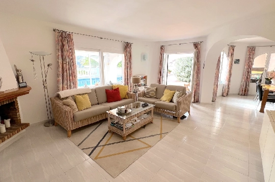Villa in Javea zu verkaufen, Espace de vie 180 m², Baujahr 1991, Zustand gepflegt, + Zentralheizung, Klimaanlage, Terrain 1013 m², 3 Chambres &agrave; coucher, 2 Badezimmer, Pool, ref.: AS-4222-12