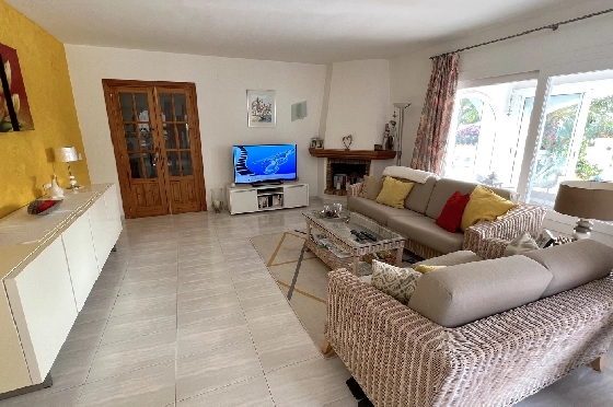 Villa in Javea zu verkaufen, Espace de vie 180 m², Baujahr 1991, Zustand gepflegt, + Zentralheizung, Klimaanlage, Terrain 1013 m², 3 Chambres &agrave; coucher, 2 Badezimmer, Pool, ref.: AS-4222-15