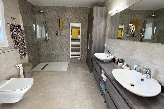 Villa in Javea zu verkaufen, Espace de vie 180 m², Baujahr 1991, Zustand gepflegt, + Zentralheizung, Klimaanlage, Terrain 1013 m², 3 Chambres &agrave; coucher, 2 Badezimmer, Pool, ref.: AS-4222-16