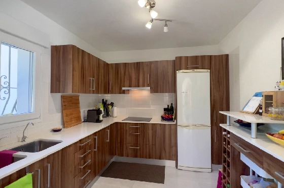 Villa in Javea zu verkaufen, Espace de vie 180 m², Baujahr 1991, Zustand gepflegt, + Zentralheizung, Klimaanlage, Terrain 1013 m², 3 Chambres &agrave; coucher, 2 Badezimmer, Pool, ref.: AS-4222-18