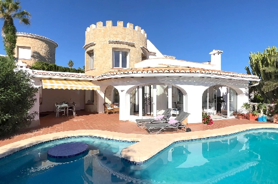 Villa in Javea zu verkaufen, Espace de vie 180 m², Baujahr 1991, Zustand gepflegt, + Zentralheizung, Klimaanlage, Terrain 1013 m², 3 Chambres &agrave; coucher, 2 Badezimmer, Pool, ref.: AS-4222-3