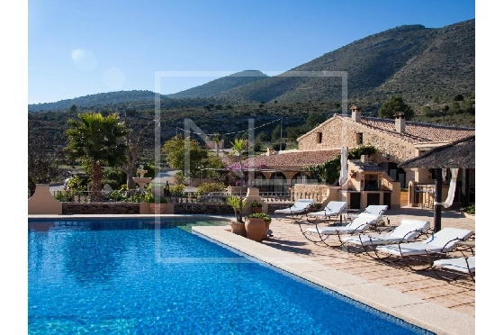 Villa in Benissa zu verkaufen, Espace de vie 600 m², Baujahr 1900, Klimaanlage, Terrain 25000 m², 8 Chambres &agrave; coucher, 9 Badezimmer, Pool, ref.: NL-NLD1401-3