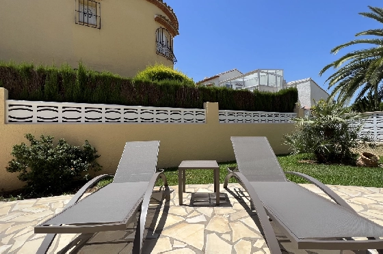 Villa in Els Poblets zur Ferienvermietung, Espace de vie 134 m², Baujahr 2001, Zustand gepflegt, + KLIMA, Klimaanlage, Terrain 413 m², 2 Chambres &agrave; coucher, 2 Badezimmer, Pool, ref.: T-0523-16