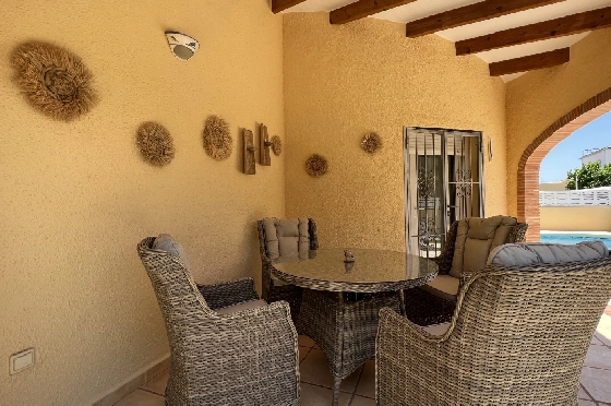 Villa in Els Poblets zur Ferienvermietung, Espace de vie 134 m², Baujahr 2001, Zustand gepflegt, + KLIMA, Klimaanlage, Terrain 413 m², 2 Chambres &agrave; coucher, 2 Badezimmer, Pool, ref.: T-0523-2