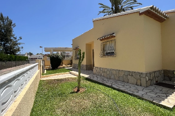 Villa in Els Poblets zur Ferienvermietung, Espace de vie 134 m², Baujahr 2001, Zustand gepflegt, + KLIMA, Klimaanlage, Terrain 413 m², 2 Chambres &agrave; coucher, 2 Badezimmer, Pool, ref.: T-0523-20