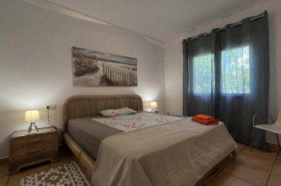 Villa in Els Poblets zur Ferienvermietung, Espace de vie 134 m², Baujahr 2001, Zustand gepflegt, + KLIMA, Klimaanlage, Terrain 413 m², 2 Chambres &agrave; coucher, 2 Badezimmer, Pool, ref.: T-0523-8