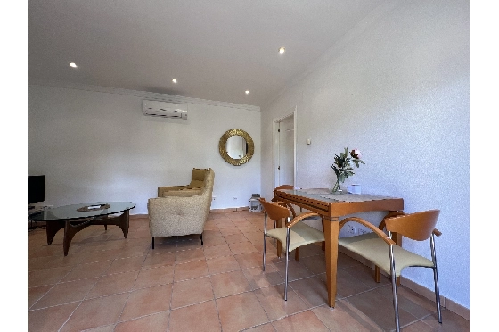Villa in Denia zur Ferienvermietung, Espace de vie 133 m², Baujahr 1999, Zustand gepflegt, + Fussbodenheizung, Klimaanlage, Terrain 585 m², 3 Chambres &agrave; coucher, 3 Badezimmer, Pool, ref.: T-1023-13