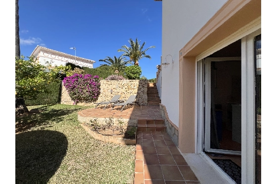 Villa in Denia zur Ferienvermietung, Espace de vie 133 m², Baujahr 1999, Zustand gepflegt, + Fussbodenheizung, Klimaanlage, Terrain 585 m², 3 Chambres &agrave; coucher, 3 Badezimmer, Pool, ref.: T-1023-17