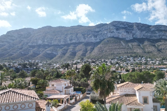 Villa in Denia zur Ferienvermietung, Espace de vie 133 m², Baujahr 1999, Zustand gepflegt, + Fussbodenheizung, Klimaanlage, Terrain 585 m², 3 Chambres &agrave; coucher, 3 Badezimmer, Pool, ref.: T-1023-25