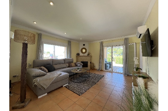 Villa in Denia zur Ferienvermietung, Espace de vie 133 m², Baujahr 1999, Zustand gepflegt, + Fussbodenheizung, Klimaanlage, Terrain 585 m², 3 Chambres &agrave; coucher, 3 Badezimmer, Pool, ref.: T-1023-3