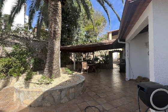 Villa in Pego-Monte Pego zu verkaufen, Espace de vie 250 m², Baujahr 2004, Zustand gepflegt, + Zentralheizung, Klimaanlage, Terrain 2600 m², 5 Chambres &agrave; coucher, 3 Badezimmer, Pool, ref.: SB-1823-5