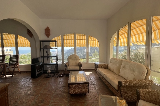 Villa in Pego-Monte Pego zu verkaufen, Espace de vie 250 m², Baujahr 2004, Zustand gepflegt, + Zentralheizung, Klimaanlage, Terrain 2600 m², 5 Chambres &agrave; coucher, 3 Badezimmer, Pool, ref.: SB-1823-7